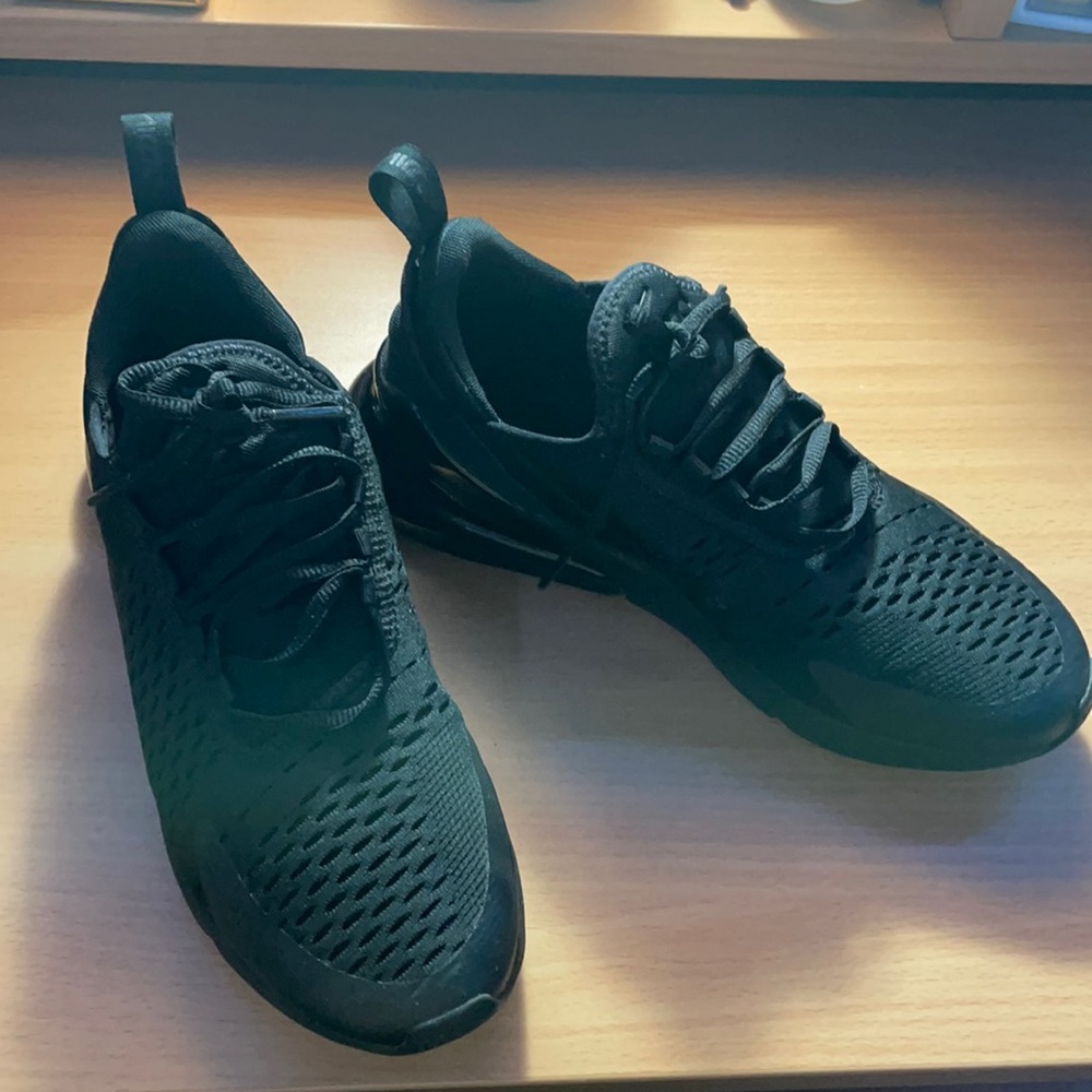 Nike Air Max 270